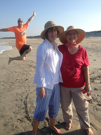 BEST photobomb EVER