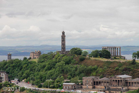 Climbing up to Arthur's Seat