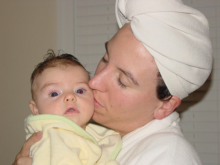 Mommy kissing Ella