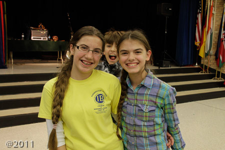 photobomb