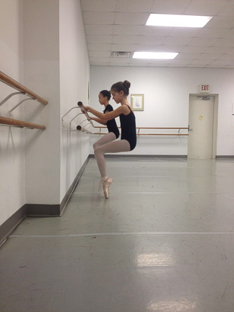 Adele and Ella pointe class