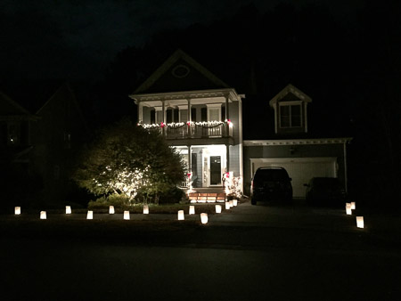 Luminarias to welcome Clara home