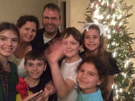 Ella, Lauri, Andrew, Jonah, Britt, Gracie, Claire